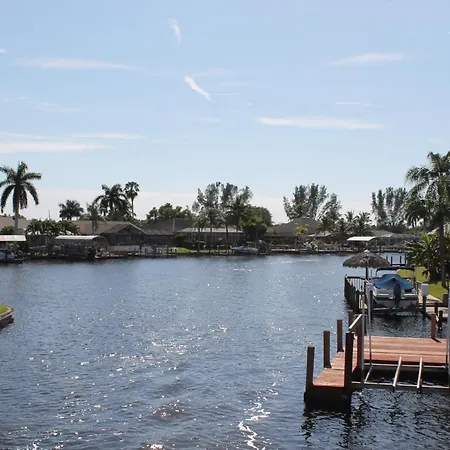 Luxury Home, Hot Tub, Heated Pool, Tiki Bar - Villa Spain Cape Coral Extérieur photo